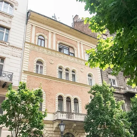 아파트 Real Semmelweis Ii