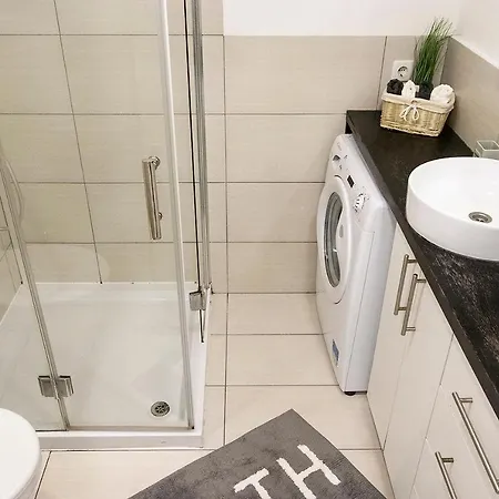 Real Semmelweis Ii Appartement *